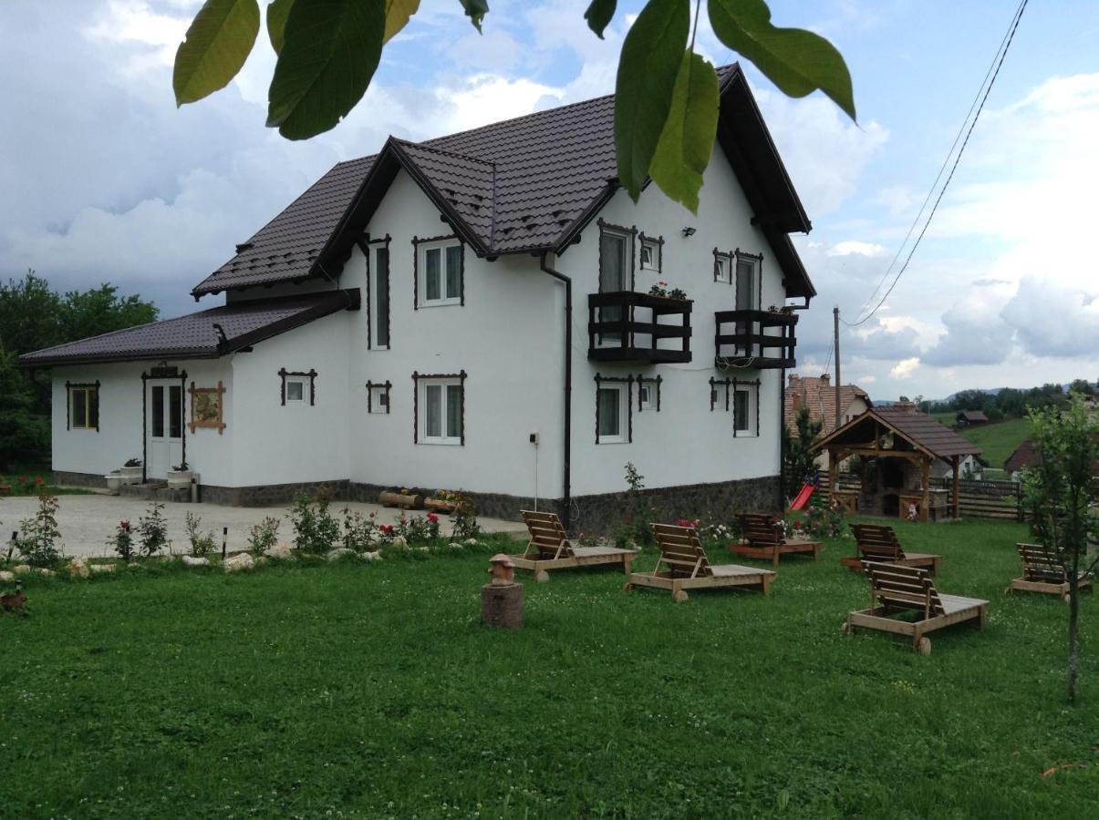 Elder Villa 브란 외부 사진